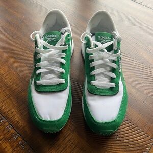 Reebok Classic Green and White Trainers